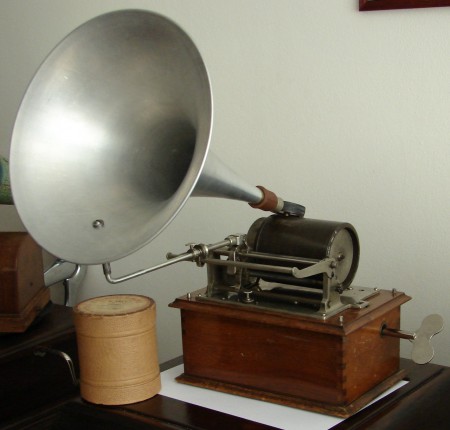 Pathé, Chante Clair, France, 1904-6